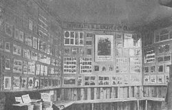 Wystawa zakładów krakowskich W.L. Anczyca w pawilonie głównym